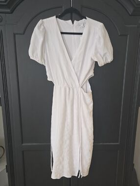 Lightweight White Wrap Midi Dress with Puff Sleeves